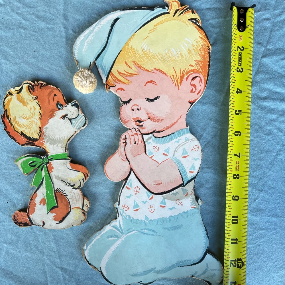 Vintage 1950s wall decor, praying boy and dog last chance
